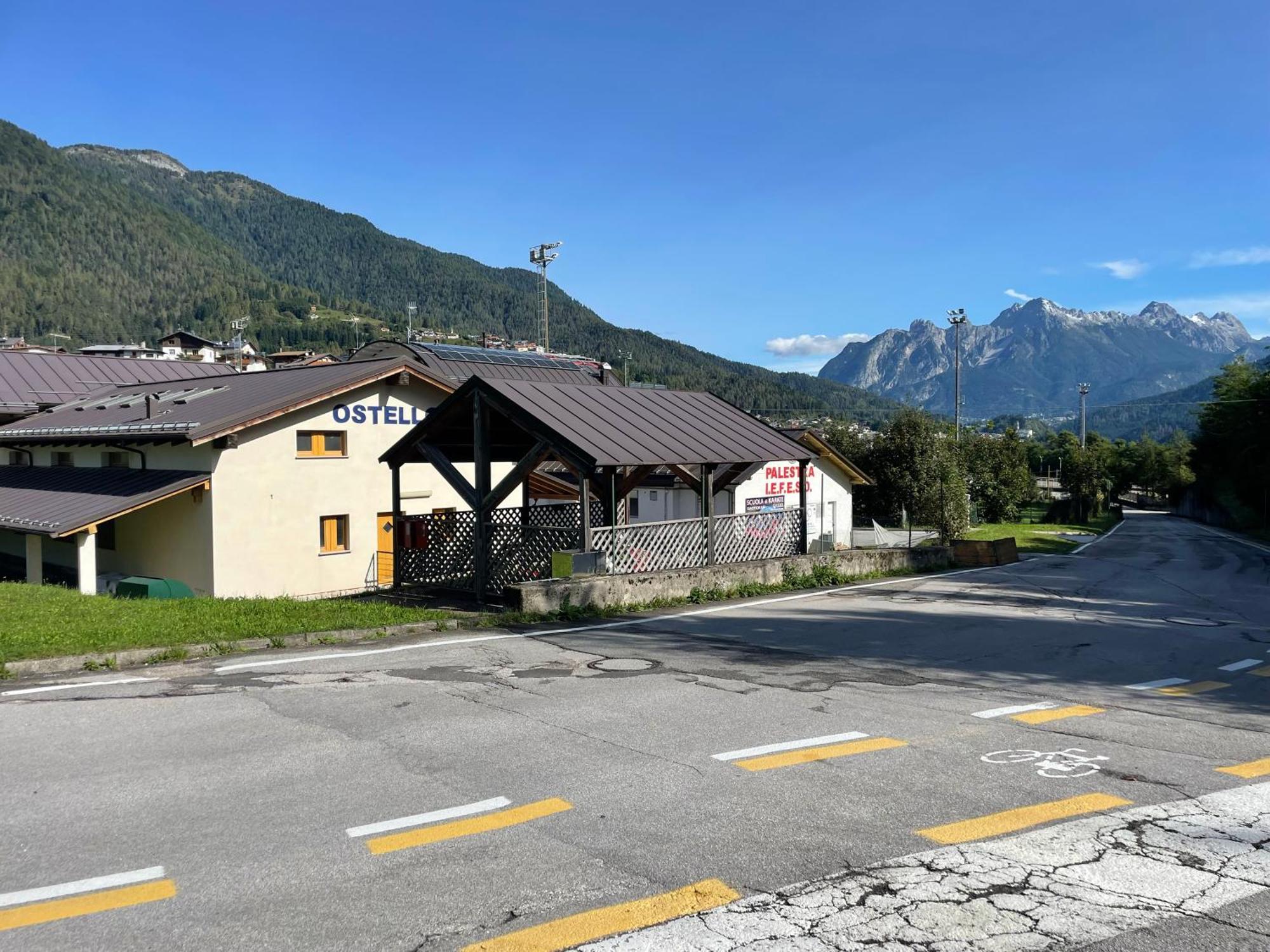 Lunga Via Delle Dolomiti Hotel Calalzo di Cadore Exterior foto